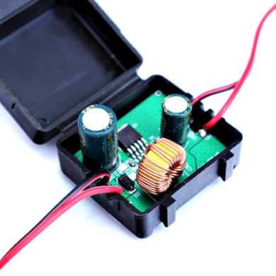 Menič napätia 9-36V na 12V, 2A