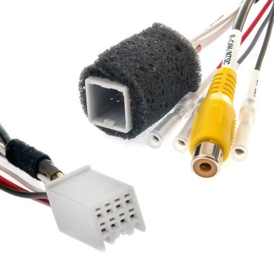 Adaptér na prepojenie cúvacej kamery k monitoru Fiat a Mitsubishi 2013-2018 Adaptér na prepojenie cúvacej kamery k monitoru Fiat a Mitsubishi 2013-2018