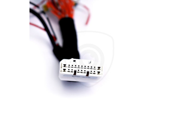 Adaptér k cúvacej kamere pre Mazda 3 Hatchback 2013 - 2018 Adaptér k cúvacej kamere pre Mazda 3 Hatchback 2013 - 2018