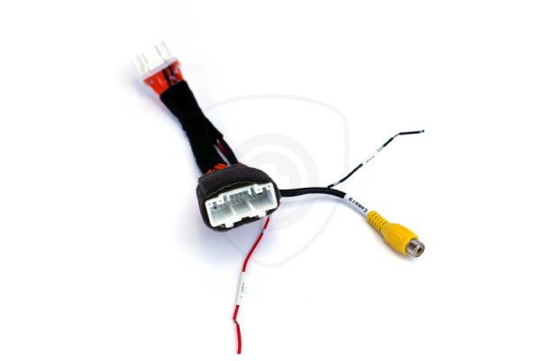 Adaptér k cúvacej kamere pre Mazda 3 Hatchback 2013 - 2018 Adaptér k cúvacej kamere pre Mazda 3 Hatchback 2013 - 2018