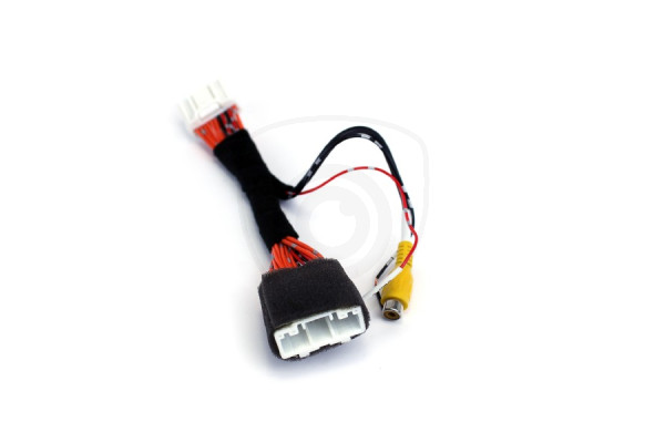 Adaptér k cúvacej kamere pre Mazda 3 Hatchback 2013 - 2018 Adaptér k cúvacej kamere pre Mazda 3 Hatchback 2013 - 2018