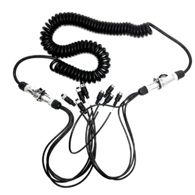 Pružný 4-PIN adaptér na prepojenie kamier s prívesom alebo návesom samec / samica Pružný 4-PIN adaptér na prepojenie kamier s prívesom alebo návesom samec / samica