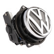 Cúvacia kamera v logu VW – výklopná kamera pre Volkswagen