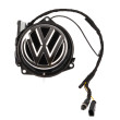 Cúvacia kamera v logu VW – výklopná kamera pre Volkswagen