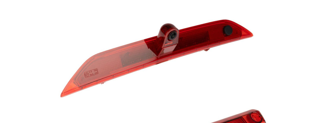 Novinky skladom: cúvacie kamery v brzdovom svetle pre Renault, Nissan, Mercedes aj Iveco